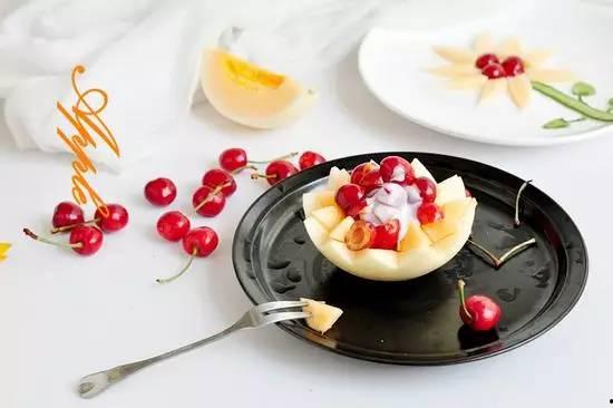 韩国吃瓜拼盘事件,一场意外的美食外交风波