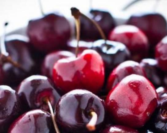 吃瓜樱桃事件,揭秘网络谣言背后的真相